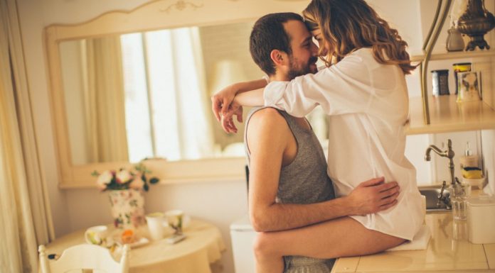 Women make conscious effort to respond sexually